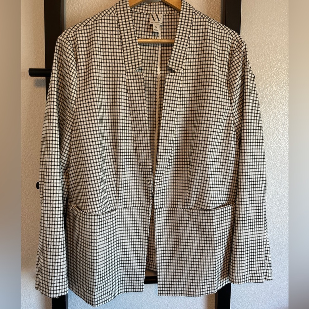 Stylish Black and White Women's Jacket